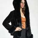 Wyeysyt Women's Faux Fur Coats with Hood Winter Warm Cropped Hoodie Jacket Long Sleeve Thick Short Outerwear with Pockets (Black, M)