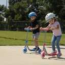 Razor Jr. Lil’ Kick – 3-Wheel Kick Scooter for Younger Children (Ages 3+), Max Rider Weight 44 lb (20 kg)