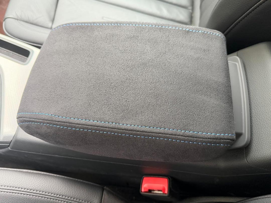 JUPENG Suede Fabric for Audi A4 A5 2009-2025 Accessories Central Armrest Box Cover Luxury Style Center Console armrest Protector (Suede with Blue Stitching, A4 A5 2017-2025)