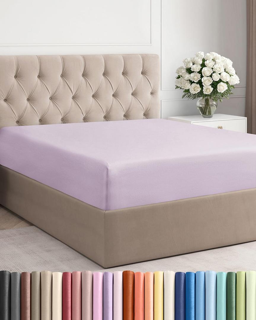 Full Fitted Bed Sheet - Bottom Single Fitted Sheet Only - Ultra-Soft Hotel Luxury Bedding w/ 8-16 Inch Deep Pockets - Breathable & Wrinkle Free - Easy-Care, Fade & Shrink Resistant - Light Lavender