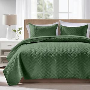 FLYMME King Size Quilt Bedding Set Olive Green Lightweight Bedspreads for Summer,Modern Style Geometric Weave Stripe Pattern,Soft Microfiber Bed Coverlet 3 Pieces (1 Quilt, 2 Shams)