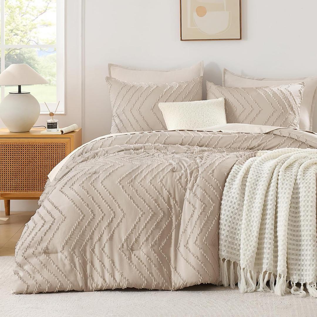 Andency Khaki Oversized King Comforter Set 120x98, Boho Oversize King Soft Warm Tufted Bedding Comforter Sets, 3 Pieces Aesthetic Chevron Farmhouse Cute Bohemian Textured Bedding Set