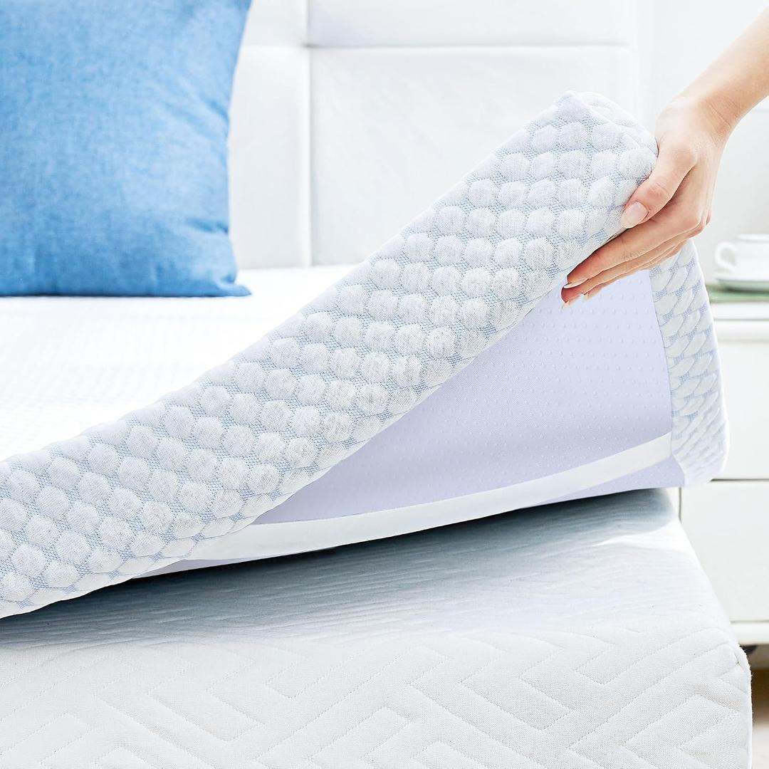 SINWEEK 1.5 Inch King Cooling Memory Foam Mattress Topper for Pressure Relief, Bed Mattress Pad with Cooling Soft Cover and Corner Straps, CertiPUR-US Certified