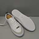 Calvin Klein Women's Lariss Sneaker, Size 9