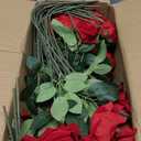 Jefuzh 50 PCS Fake Red Roses, Artificial Red Flowers Bulk Realistic Silk Faux Rose with Stems for Wedding Decoration Anniversary Bridal Bouquet DIY Floral Arrangement Romantic Home Decor Gifts