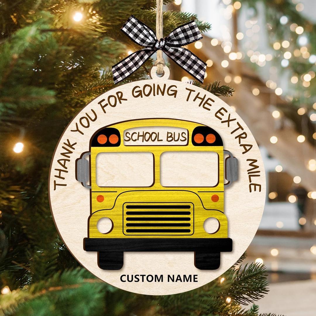 Personalized School Bus Wooden Ornament, Yellow School Bus Driver Christmas Hanging Ornaments for Xmas Tree Decoration, Christmas Thank You Appreciation Gift for Bus Drivers (style01)