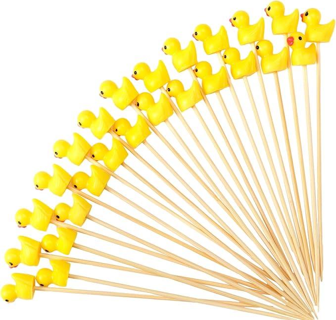 Chengu 100 Pcs Cute Duck Cocktail Picks Cupcake Picks Bamboo Toothpicks Resin Duck, Fancy Toothpicks for Appetizers Cocktail Skewers Sticks for Garnish Food Fruit Drink Hawaiian Tropical Party