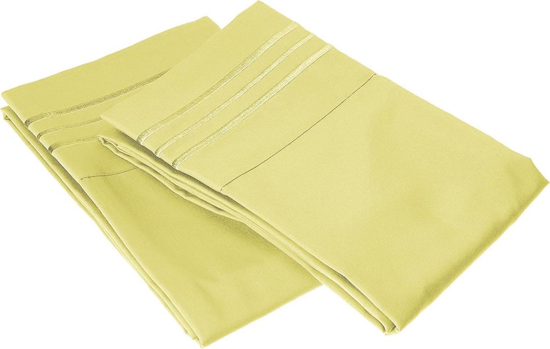 Elegant Comfort 1500 Thread Count Wrinkle & Fade Resistant Egyptian Quality Microfiber Ultra Soft Luxurious 2-Piece Pillowcases, Standard Size, Pistachio Green