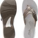 Clarks Women's Breeze Sea Flip-Flop (10)