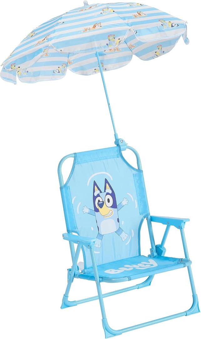Idea Nuova Bluey Kids Outdoor Folding Beach Chair with Umbrella,Portable Camp Chair for Ages 3+, Lightweight & Compact for Beach, Camping, and Backyard
