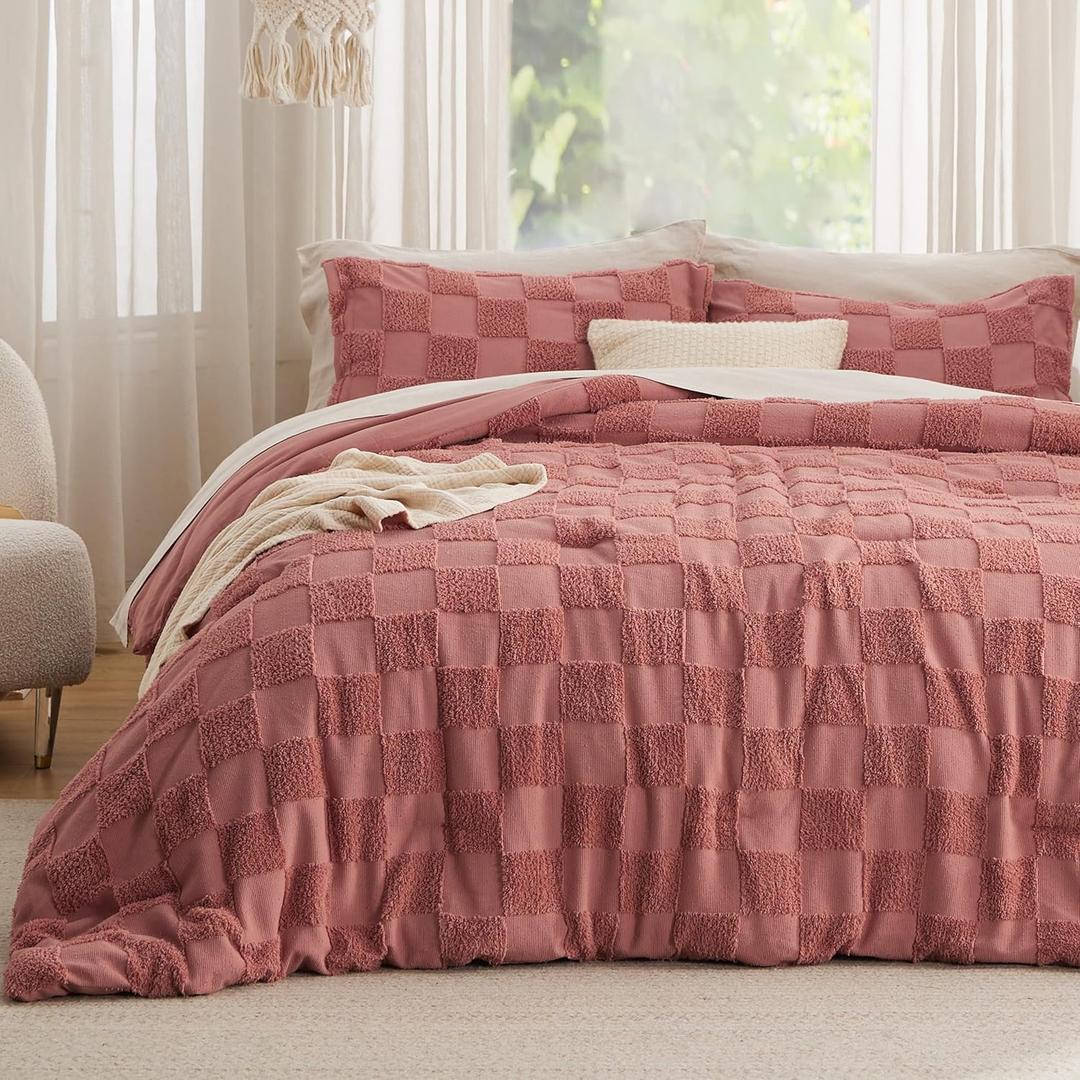 Bedsure Queen Size Comforter Set Grayish Pink, Boho Tufted Bed Set, Checkered Farmhouse-Style Distressed Vintage Bedding, 3 Pieces, 1 Plaid Geometric Comforter and 2 Pillow Shams