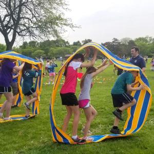 KINDEN Teamwork Games Group Learning Activity Fun Playing Run Mat for Kids and Adults Field Day Game (2pcs Color002-20ft)