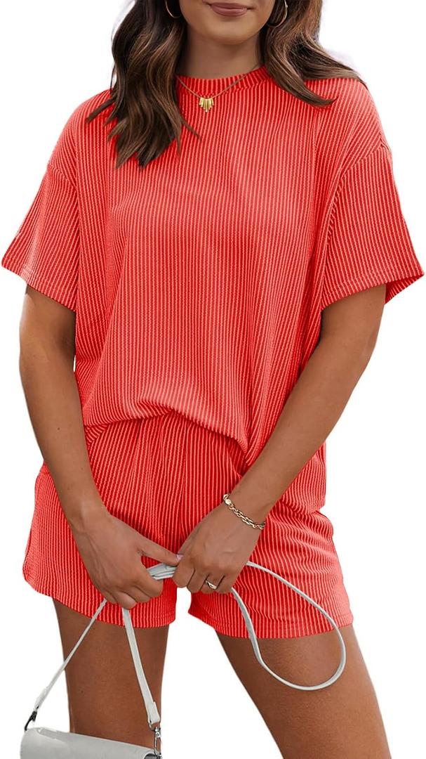 RUBZOOF Women's 2 Piece Sets Short Sleeve Outfits Ribbed Textured Knit Lounge Shorts Set Oversized Tracksuit Matching Sets (L)