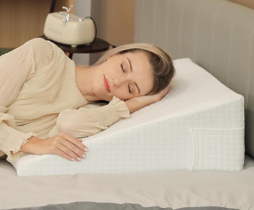 8" Wedge Pillow for Sleep Apnea/Acid Reflux Relief/Seniors, Wedge for Bed to Elevate Head, Acid Reflux Pillow, with Memory Foam Top Bed Wedge Pillow for Sleeping,Reading,Rest,Leg Elevation