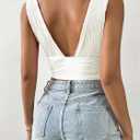 SweatyRocks Women's Solid Deep V Neck Backless Crop Top Sleeveless Slim Fit Textured Tank Top Summer (White)