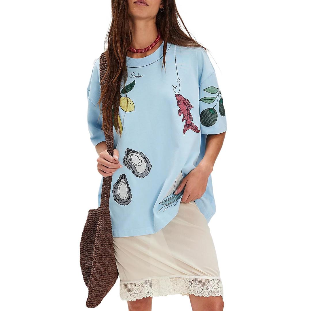 Womens Oversized Baggy Loose Fit Tees T Shirts Graphic Short Sleeve Cute Teen Girls Preppy Going Out Aesthetic Tops, Small