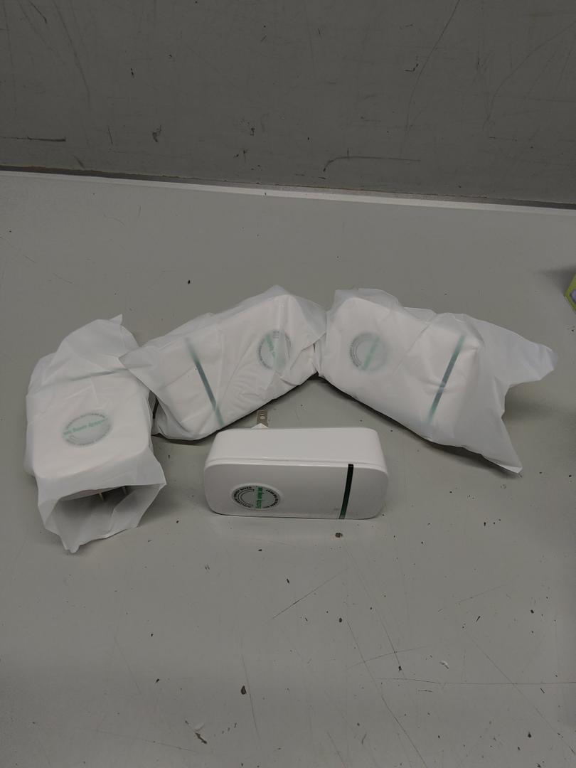 4pcs Pro Power Save Device, Smart Power Saver Electricity Saving Box，Pro Power Saver Intelligent Energy Saver Device Electricity Saver Household Power Factor Saver 90V-250V 30KW CA Plug (White)