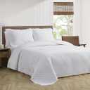 Tommy Bahama - King Quilt Set, Soft Bedding with Matching Shams, Cozy Bedspread, Bedding Set for All Seasons (Chevron White, King)