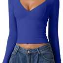 QINSEN Women's Long Sleeve V Neck T Shirts Double Lined Crop Top Seamed Cup Going Out Tops, Small