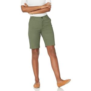 Amazon Essentials Women's Mid-Rise Slim-Fit 10" Inseam Bermuda Khaki Short (Dark Olive, 18)