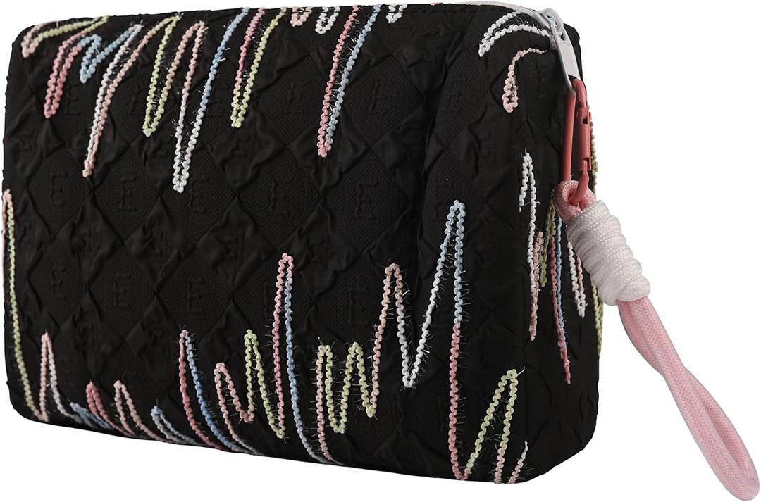 Makeup Bag Toiletry Bag for Womencute Cosmetic Bag with Relief Design, Can Accommodate Various Cosmetic Accessories Black