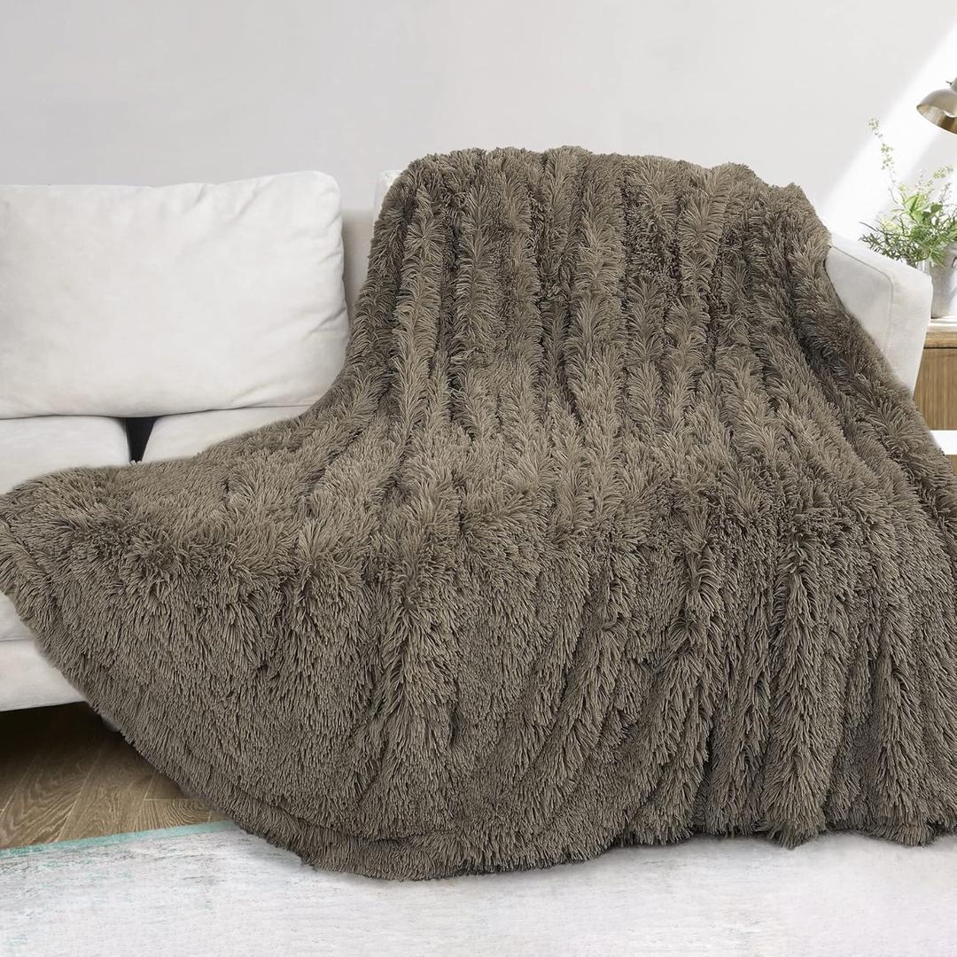 XYYZYZ Super Fluffy Throw Blanket, Faux Fur Fuzzy Blanket for Couch Sofa Bed, 80x90 Inches, Camel