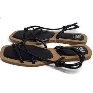 SM New York Black Size 7