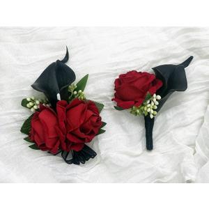 Red Rose Wrist Corsage Wristlet Band Bracelet and Men Boutonniere Set with Black Calla Lily for Wedding Flower Accessories Prom Suit Decorations