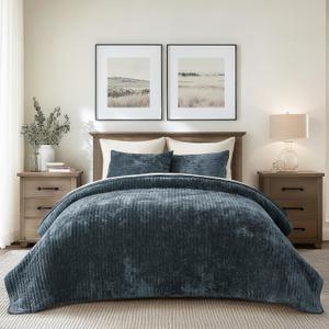 EverGrace Velvet Quilt Set Queen Size, Luxurious Soft Striped Channel Bedding Set, Lightweight Velvet Comforter for All Season, Oversized Bedspread Coverlet with 2 Matching Shams, Stormy Blue