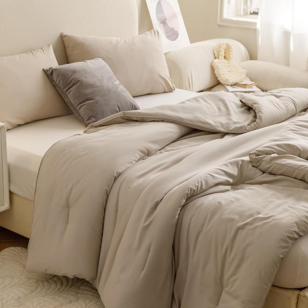 ROSGONIA Queen Comforter Set Oatmeal, 3pcs(1 Boho Oatmeal Comforter & 2 Pillowcases) All Season Soft Bedding Lightweight Bedspread Blanket Quilt, Queen Comforter 90"x90"