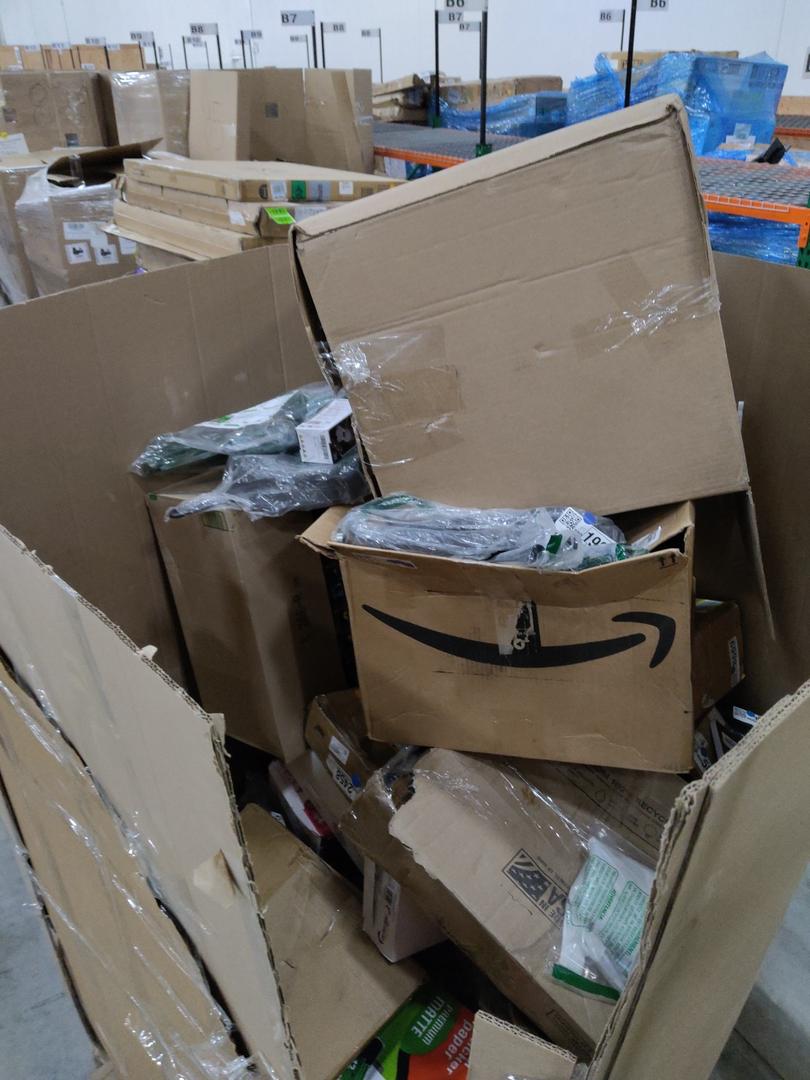 Pallet of Salvage Items