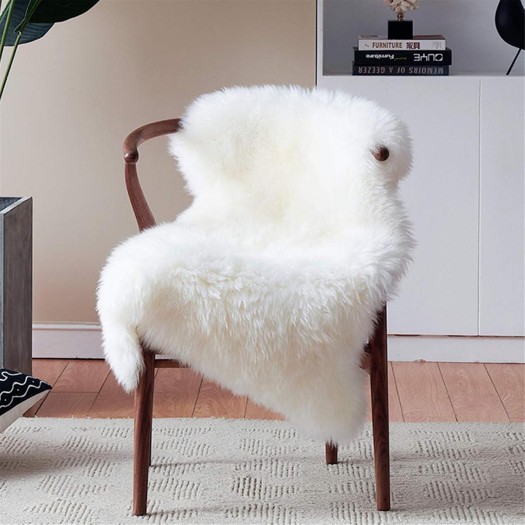 Duduta White Faux Sheepskin Throw Rug 2x3 ft, Fluffy Shag Fur Chair Cover Small Bedside Dorm Rug Non Slip Washable