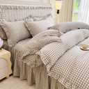 mixinni Vintage Ruffle Tan Gingham Comforter Set 3-Piece Washed Cotton Queen Beige Grid Bedding Set with Taupe Geometric Checkered Pattern, Farmhouse Chic Soft Fluffy Comforter for All-Season