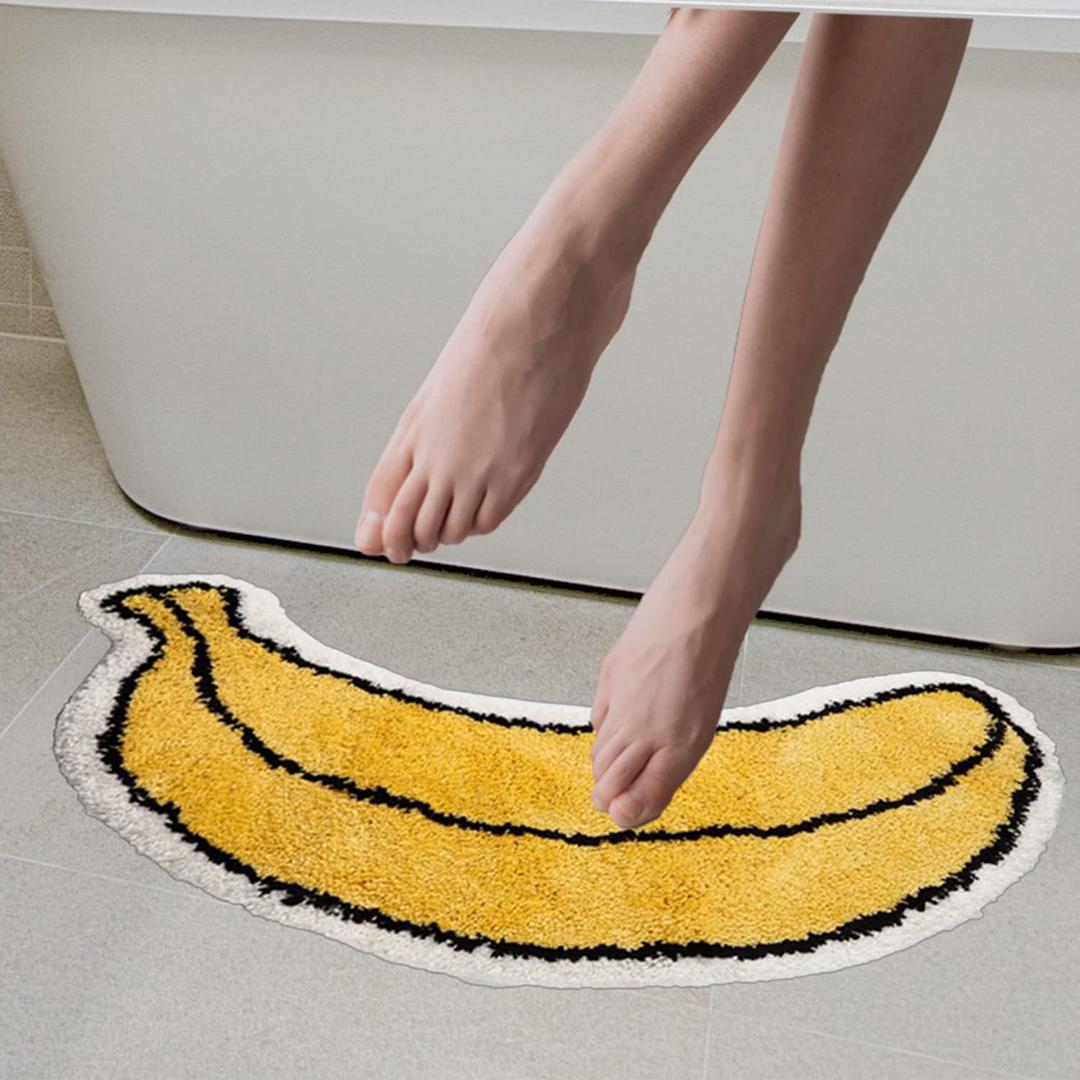 Cute Bath Mats for Bathroom Non Slip, Banana Fruit Shape Absorbent Bath Shower Rug Microfiber Bathtub Plush Small Cartoon Kids Carpet Washable for Bathroom Yellow 30x13in