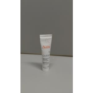 Avène Cicalfate+ Restorative Protective Cream, Face Moisturizer, face cream for sensitive skin, helps restore skin barrier, restorative cream, safe for infants, children and adults, 1.3 Fl Oz