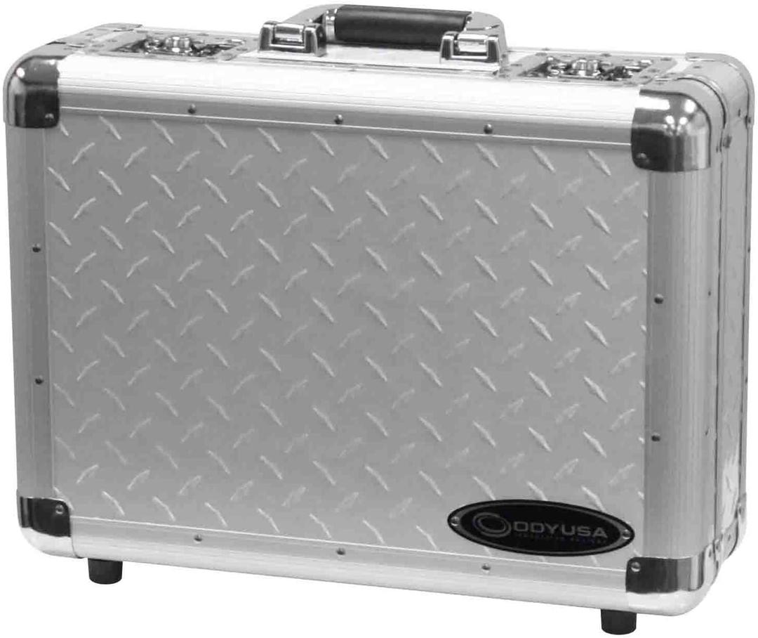 Diamondplate 300 CD Case, Silver
