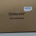 Douceur Christmas Red Throw Blanket for Bed, Soft Chunky Cable Knit Throw Blanket, Classic Fisherman's Rib Stitch Pattern Throw for Living Room,60"X80"