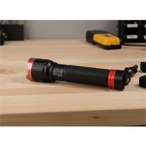 5000 Lumen Flashlight 1pc missing