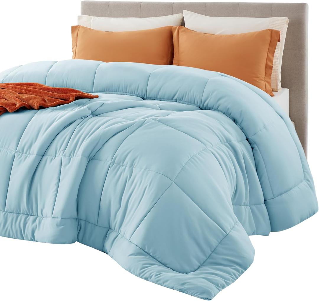 Bedsure Comforter Duvet Insert - Quilted Comforters Queen Size, All Season Duvet, GentleSoft Down Alternative Bedding, with 8 Tabs, Gifts for Women/Men, Light Spa Blue, Queen 88 x 88 Inches