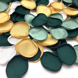 400Pcs Rose Petals for Wedding Decor Green Champagne Silk Petals Flower Girl Scatter Petals for Aisle Table Centerpieces Reception, Bridal Shower Proposal Party Romantic Night