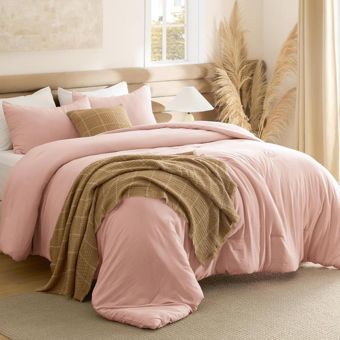 Bedsure Twin/Twin XL Comforter Set, Blush Pink Prewashed Bedding for All Seasons, 2 Pieces GentleSoft Warm Down Alternative Bed Set, 1 Lightweight Comforter (68"x88") and 1 Pillowcase (20"x26")