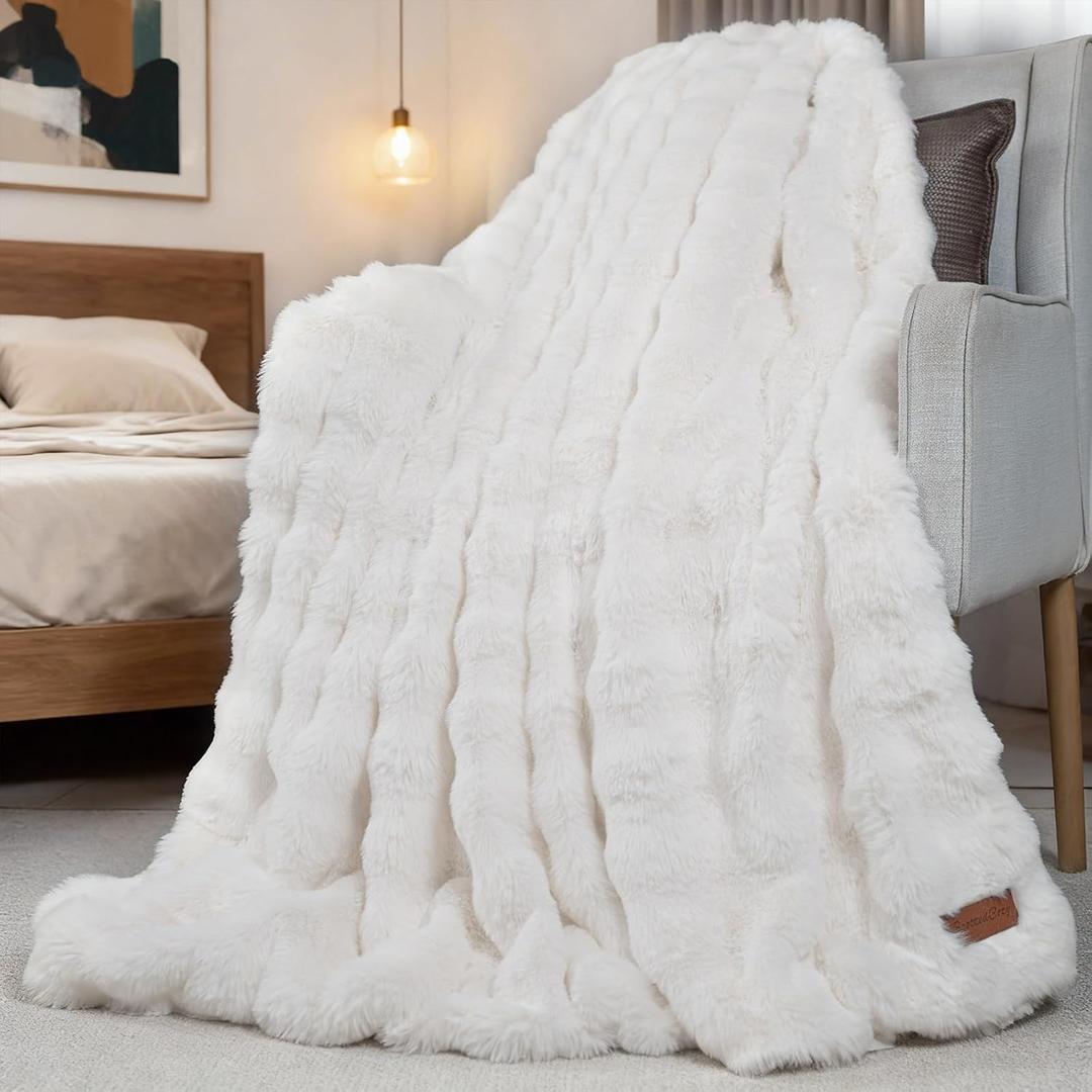 Bubble Cuddle Throw Blanket for Couch, Faux Fur Ultra Soft Plush Cozy Luxury Blanket for Travel Camping Home Decor Office Airplane Car, Machine Washable, 50" x 60" Cream White