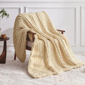 Negwoo Chunky Knit Throw Blanket, 60''*80'' Knitted Throw Chenille Yarn for Bed Couch, Handmade Oatmeal Crochet Big Thick Blanket, Machine Washable Cute Comfy Blanket for Home Decor