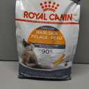 Royal Canin Feline Care Nutrition Hair & Skin Care Adult Dry Cat Food, 6 lb Bag (6 Pound (Pack of 1)), BB Date 12/04/2025