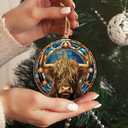 2 x OASSIE Highland Cow Ornament for Christmas Tree - Suncatcher Christmas Ornaments 2025 - Farmhouse Brown Highland Cow Gifts for Women Men Mom Dad Family, Stocking Stuffers for Farm Xmas Decorations