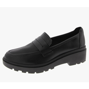 Clarks Women's Calla Ease Loafers. Size 9