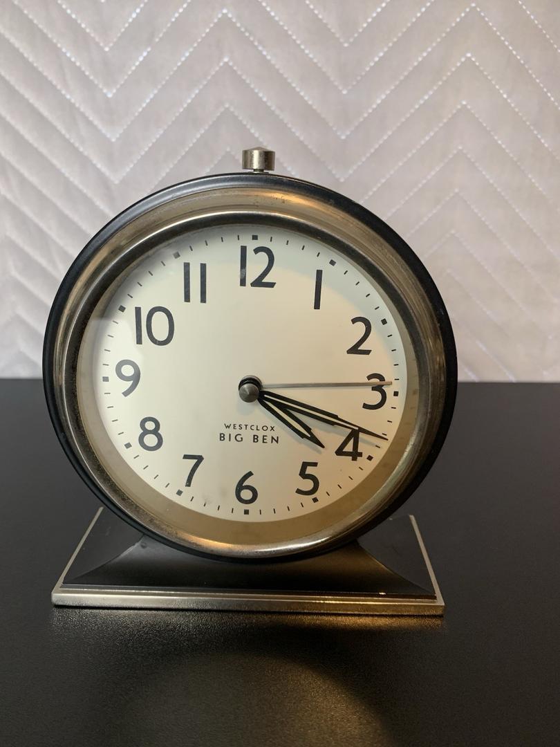 Vintage Westclox Big Ben Working Glowing Pedestal Clock Black Silver Desk Office