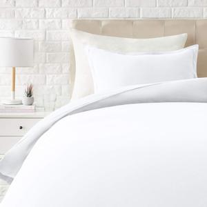 Amazon Basics Lightweight Microfiber 2-Piece Duvet Cover Set with Zipper Closure, Twin/Twin XL, Bright White, Solid - Pack of 4