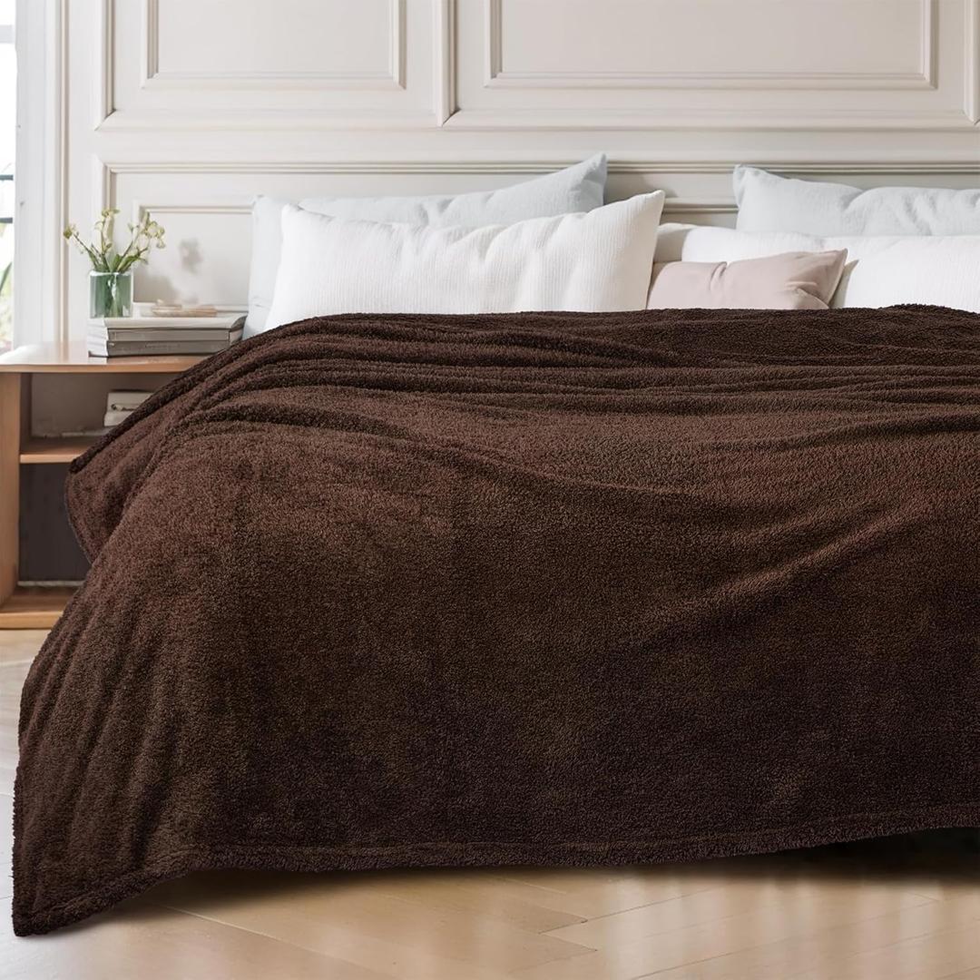 Exclusivo Mezcla Fleece King Size Bed Blanket, Ultra Soft, Lightweight and Fuzzy Coffee Blanket for Women, Home Decor, 90x104 Inches