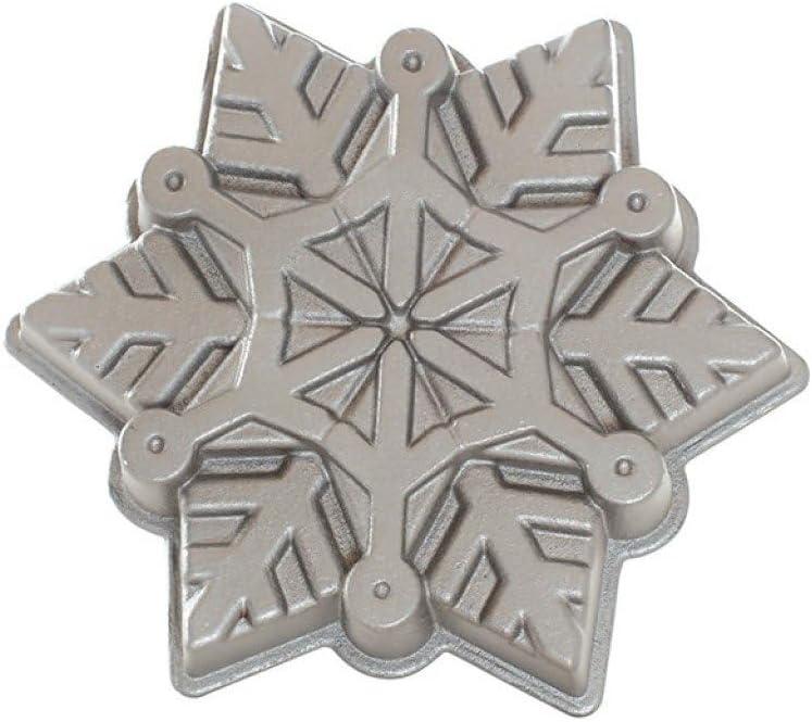 Nordic Ware Snowflake Pan